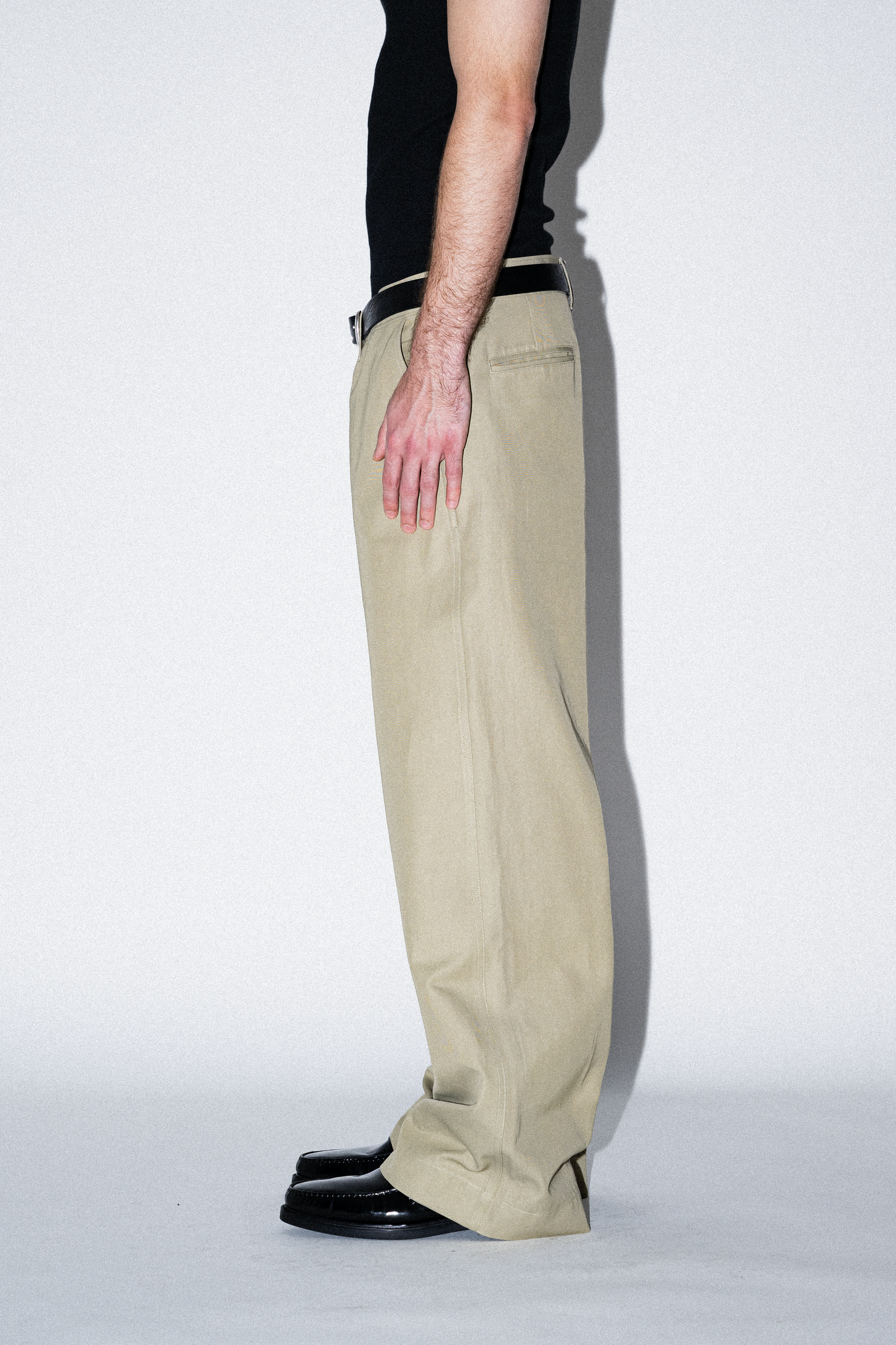 Troye Low Rise Chino Pants