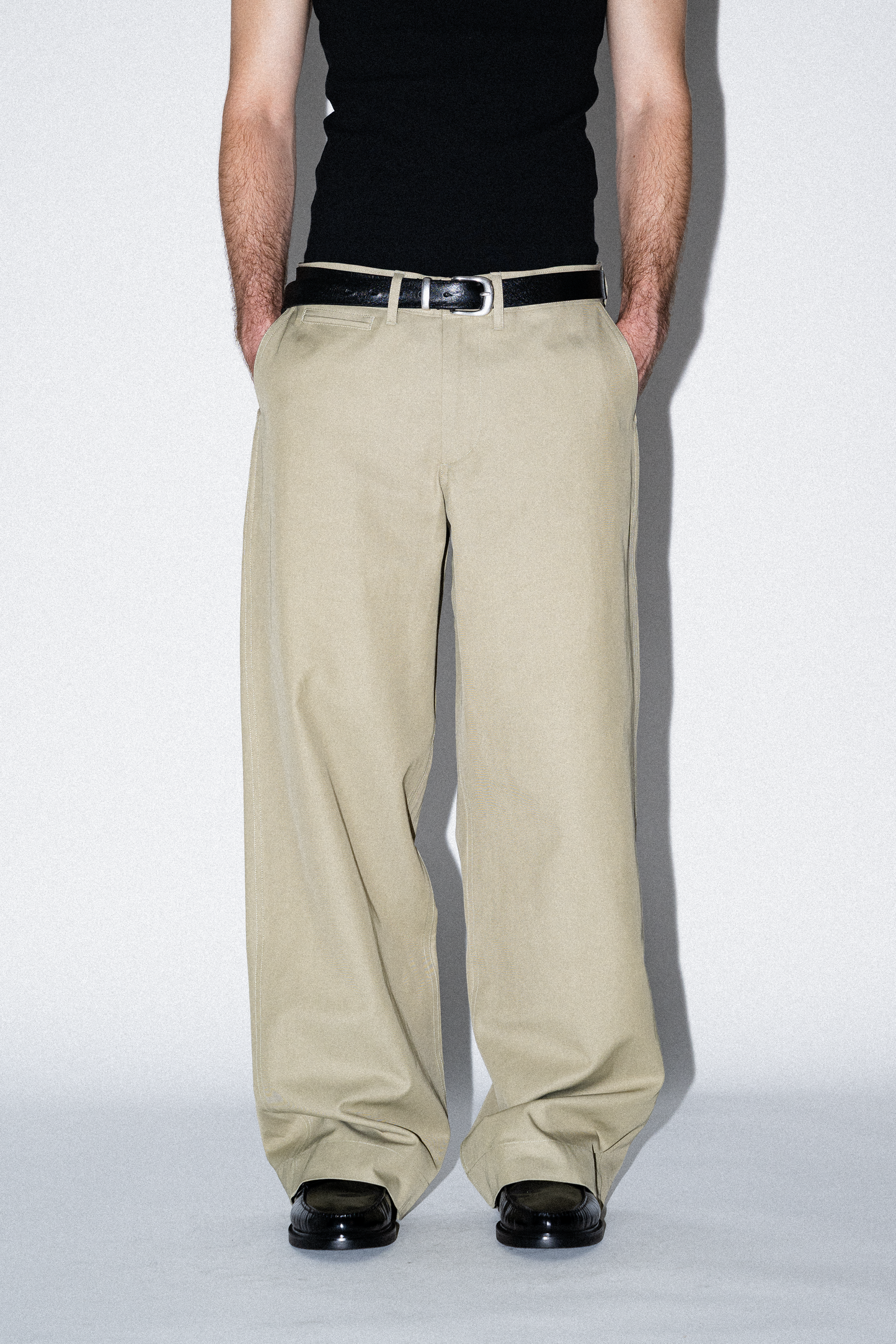 Troye Low Rise Chino Pants