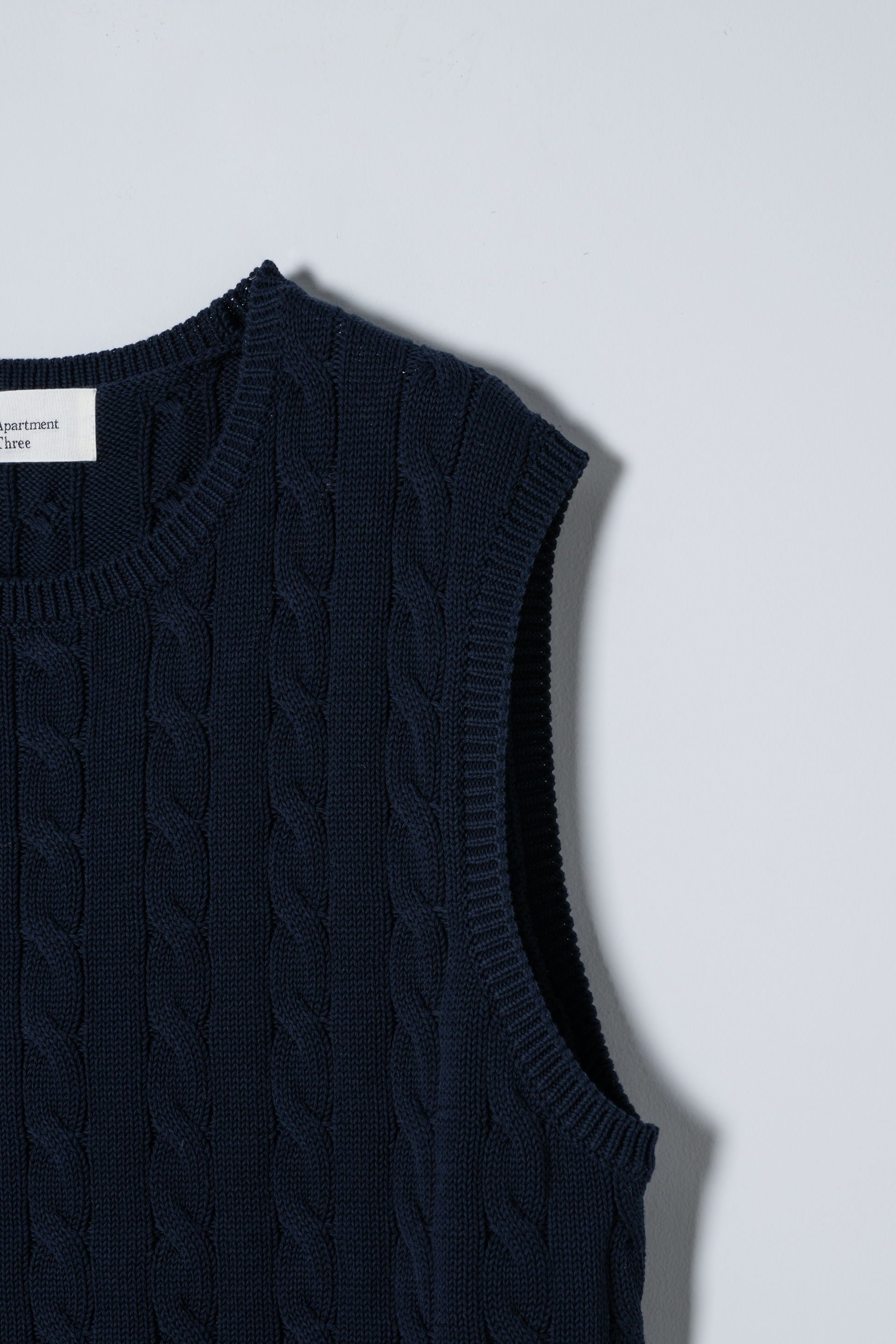 Manu Knitted Vest – Apartment Three Manu Knitted Vest – Apartment Three