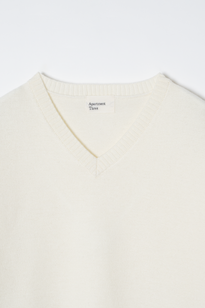 Bruce V-Neck Sweater