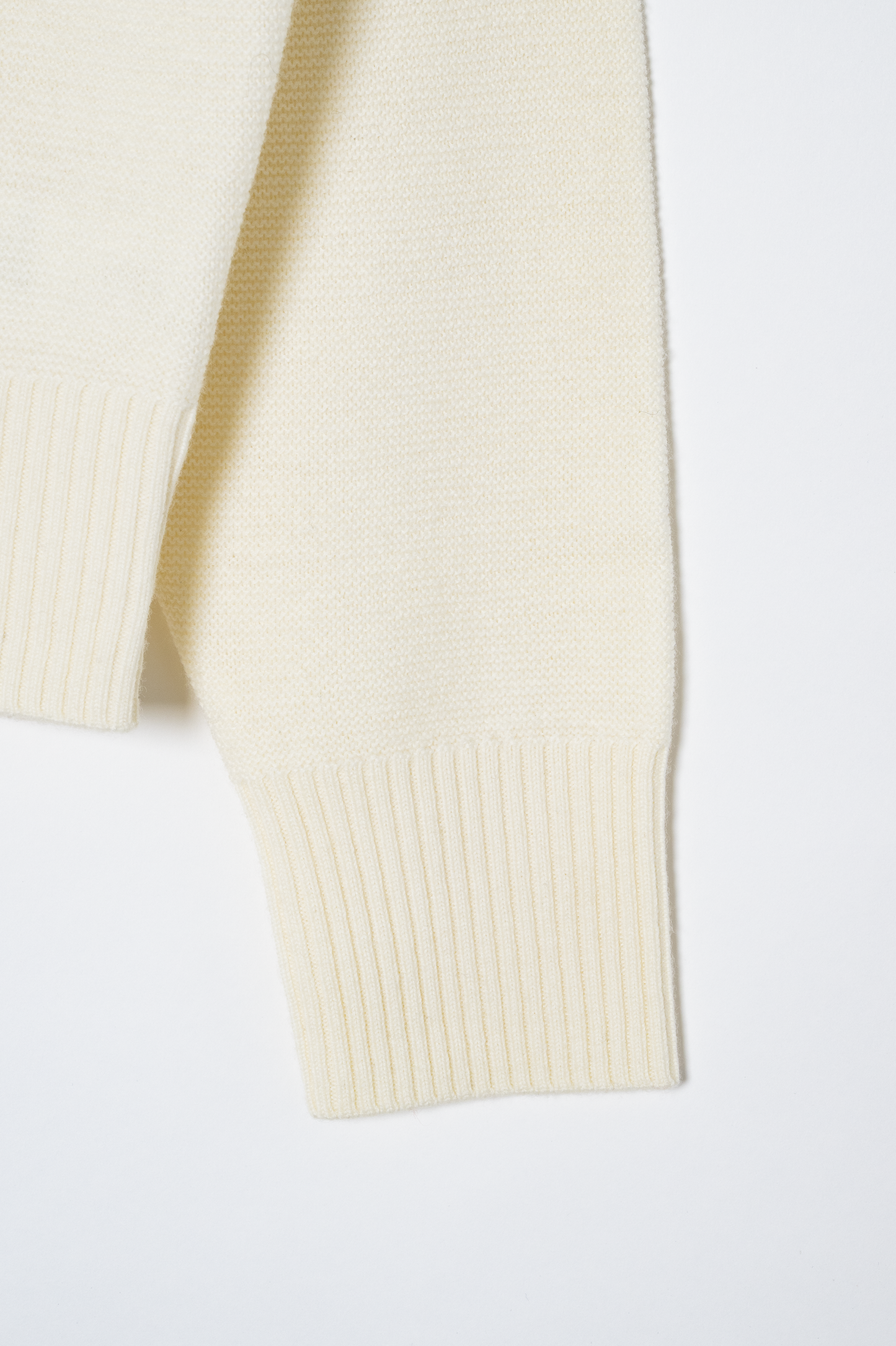 Bruce V-Neck Sweater