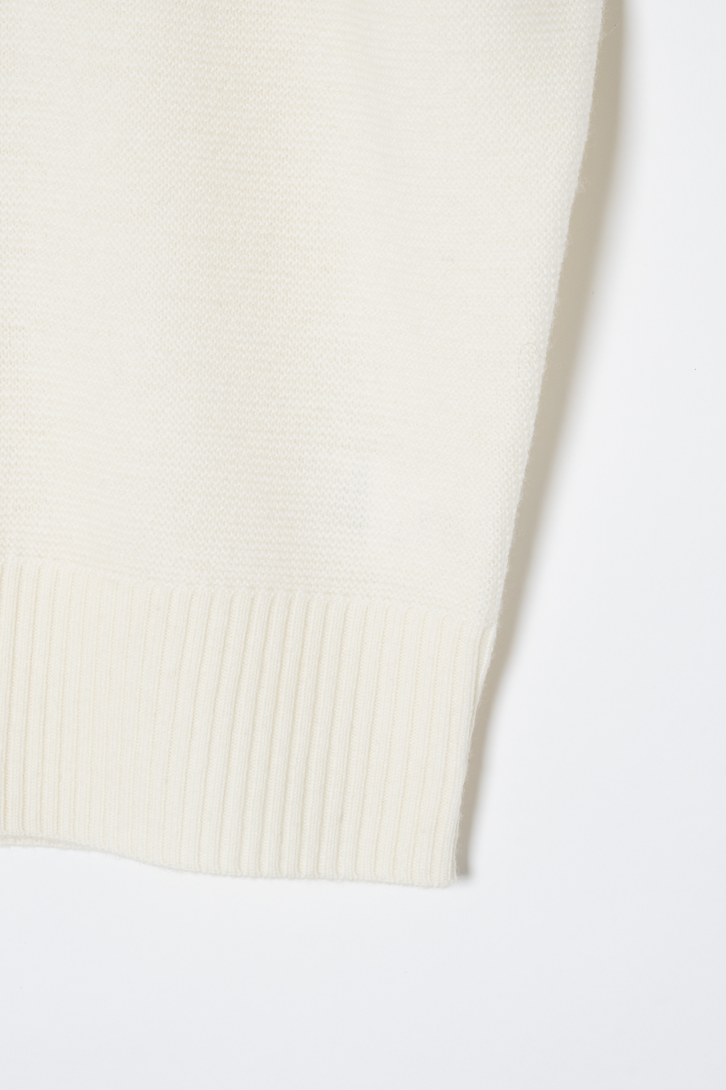 Bruce V-Neck Sweater