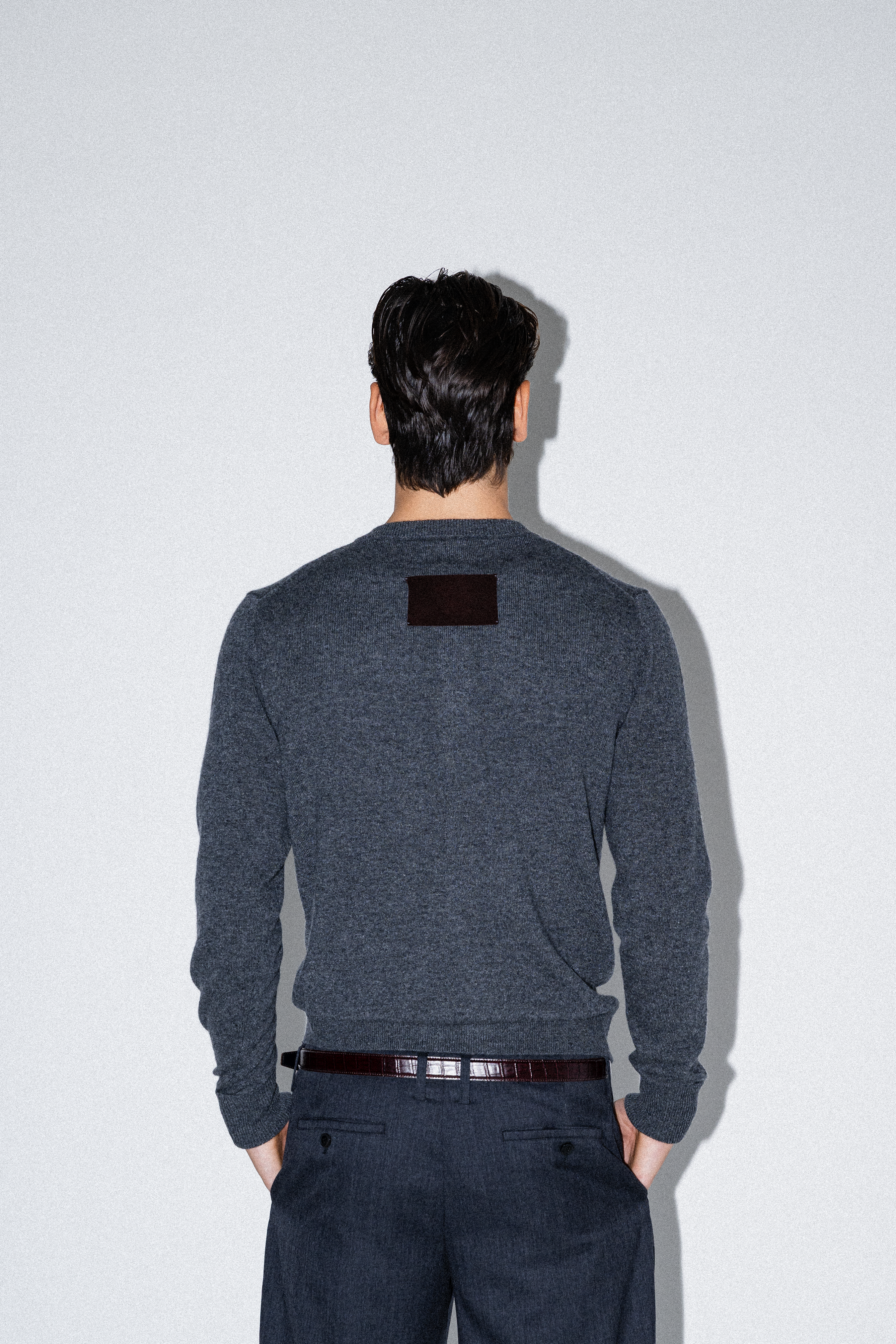 O*L様 アパートメントスリー Cashmere Crew Neck Cardi O*L様 アパートメントスリー Cashmere Crew Neck Cardi アパートメント